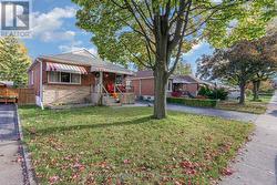 55 EAST 44TH STREET  Hamilton, ON L8T 3G8