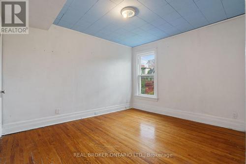 125 Grant Avenue, Hamilton, ON - Indoor Photo Showing Other Room