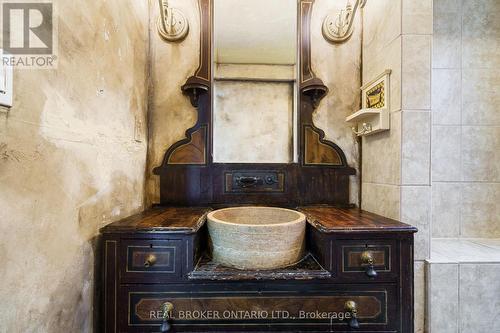 125 Grant Avenue, Hamilton, ON - Indoor