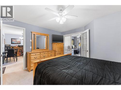 980 Glenwood Avenue Unit# 309, Kelowna, BC - Indoor Photo Showing Bedroom