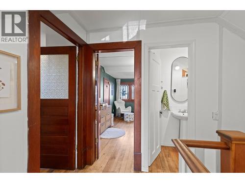 784 Lawrence Avenue, Kelowna, BC - Indoor Photo Showing Other Room