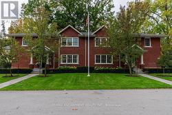 232 ST. PAUL STREET  Burlington, ON L7R 3J6