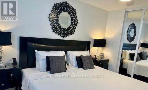 1204 - 1103 Jalna Boulevard, London South (South X), ON - Indoor Photo Showing Bedroom