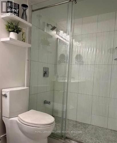 1204 - 1103 Jalna Boulevard, London South (South X), ON - Indoor Photo Showing Bathroom