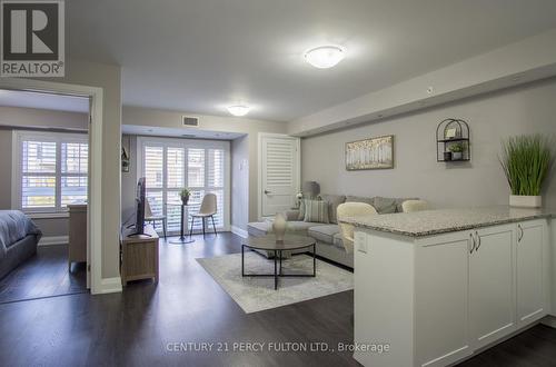 201 - 481 RUPERT AVENUE  Whitchurch-Stouffville, ON L4A 1Y7