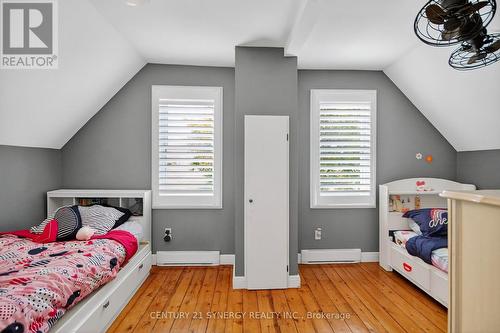 103 Queen Charlotte Street, Ottawa, ON - Indoor Photo Showing Bedroom