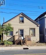 1009 CANNON STREET E  Hamilton (Crown Point), ON L8L 2H4