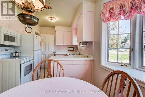 378 Stevenson Street N, Guelph, ON - Indoor Photo Showing Kitchen