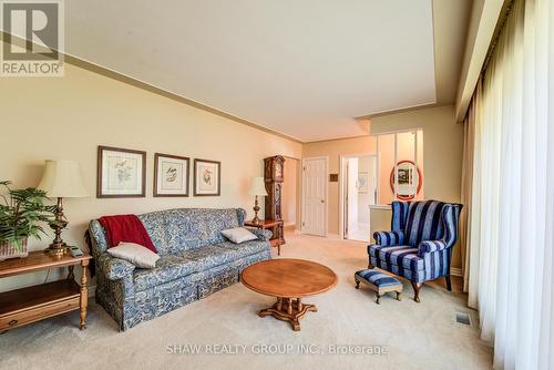 378 Stevenson Street N, Guelph, ON - Indoor Photo Showing Living Room