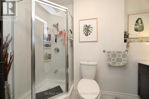 944 William Booth Crescent, Oshawa, ON - Indoor Photo Showing Bathroom