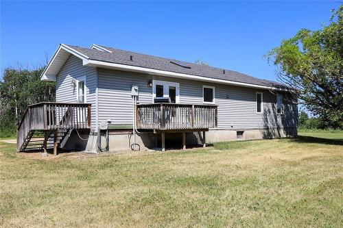 117 88 Road N, Balmoral, MB - Outdoor With Deck Patio Veranda