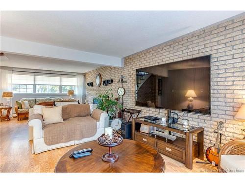 6 Lori Crt, Rothesay, NB 