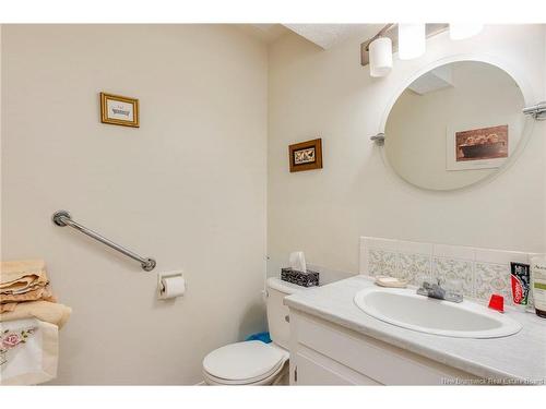 6 Lori Crt, Rothesay, NB 