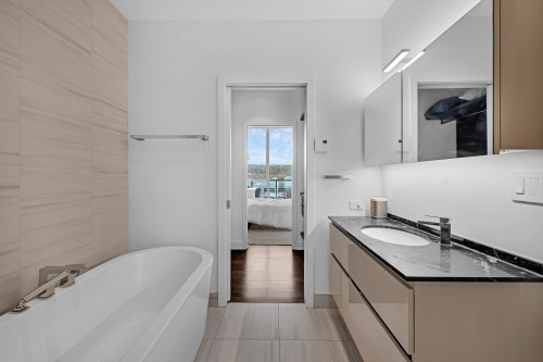 Salle de bains - 3803-1300 Boul. René-Lévesque O., Montréal (Ville-Marie), QC - Indoor Photo Showing Bathroom