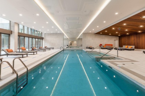 Piscine - 3803-1300 Boul. René-Lévesque O., Montréal (Ville-Marie), QC - Indoor Photo Showing Other Room With In Ground Pool