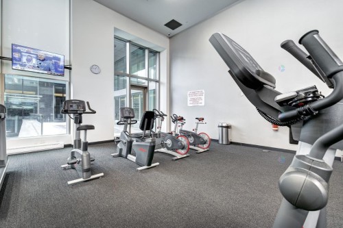Salle d'exercice - 3803-1300 Boul. René-Lévesque O., Montréal (Ville-Marie), QC - Indoor Photo Showing Gym Room