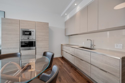 Cuisine - 3803-1300 Boul. René-Lévesque O., Montréal (Ville-Marie), QC - Indoor