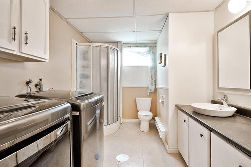 Bathroom - 2145 Rue Beauregard, Marieville, QC - Indoor Photo Showing Bathroom