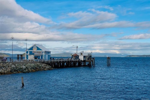 4-10145 Fifth St, Sidney, BC 