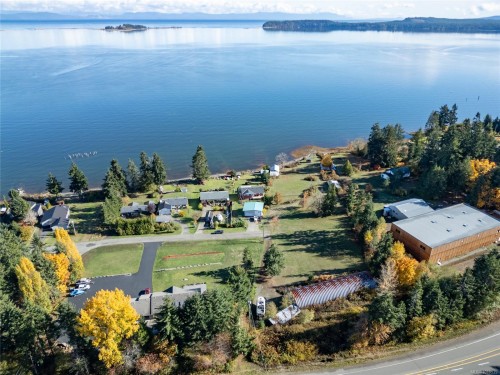 4976 David Rd, Royston, BC 