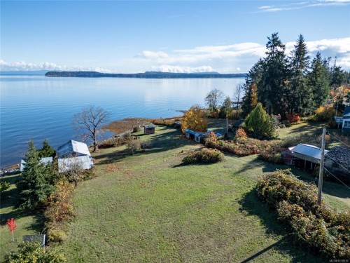 4976 David Rd, Royston, BC 