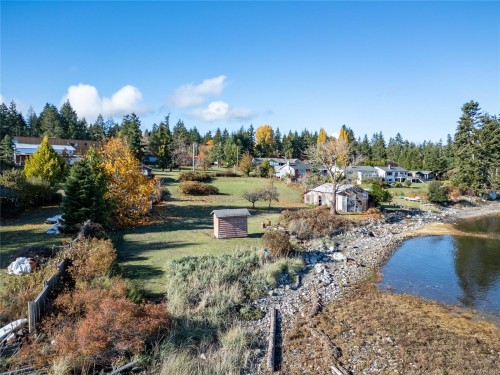4976 David Rd, Royston, BC 