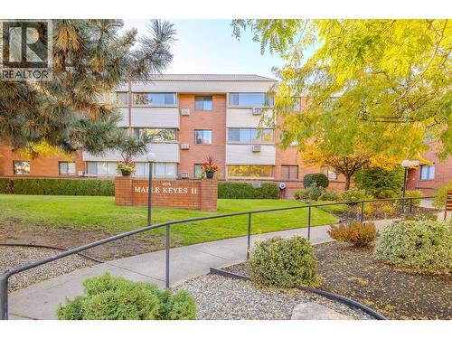 1075 Bernard Avenue Unit# 114  Kelowna, BC V1Y 6P7