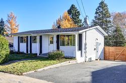 116 Rue Thibodeau  Sainte-Agathe-Des-Monts, QC J8C 2M2