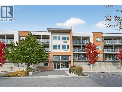 725 Academy Way Unit# 222  Kelowna, BC V1V 3A4