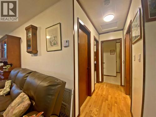 541 24 Highway, Little Fort, BC - Indoor Photo Showing Other Room