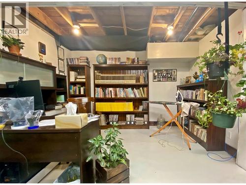 541 24 Highway, Little Fort, BC - Indoor Photo Showing Office