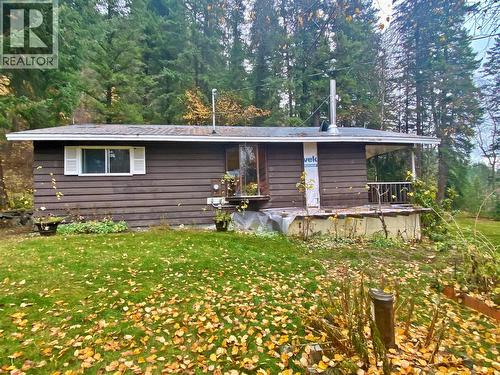 541 24 Highway, Little Fort, BC - Outdoor