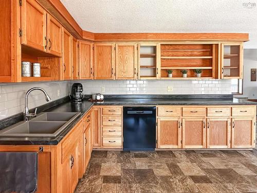 900 Harmony Road, Kingston, NS 