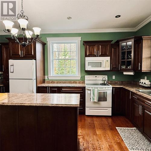 16A Lakeview Crescent, Roberts Arm, NL - Indoor Photo Showing Kitchen