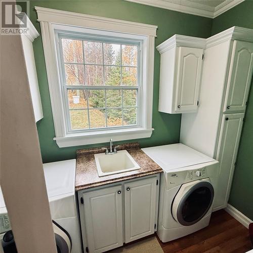16A Lakeview Crescent, Roberts Arm, NL - Indoor Photo Showing Laundry Room