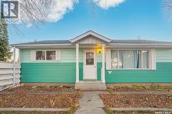 338 V AVENUE N  Saskatoon, SK S7L 3F8