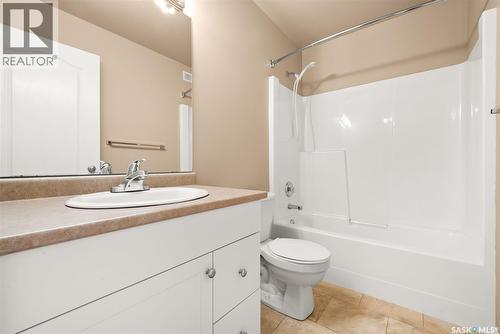 2750 Cranbourn Crescent, Regina, SK - Indoor Photo Showing Bathroom