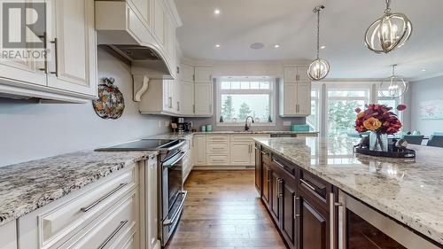 12 Bourne'S Close, Torbay, NL - Indoor Photo Showing Kitchen With Upgraded Kitchen