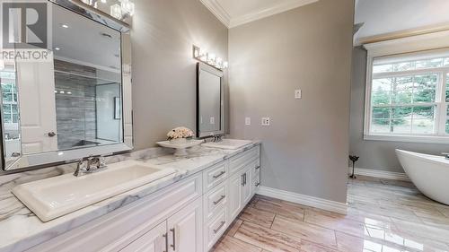 12 Bourne'S Close, Torbay, NL - Indoor Photo Showing Bathroom