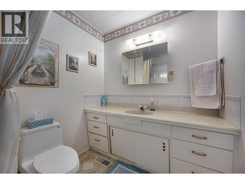 405 Macleod Lane, Ashcroft, BC - Indoor Photo Showing Bathroom