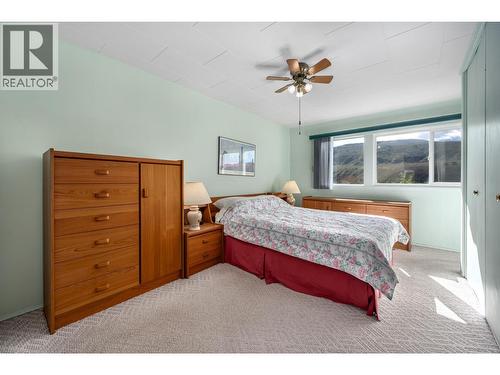 405 Macleod Lane, Ashcroft, BC - Indoor Photo Showing Bedroom