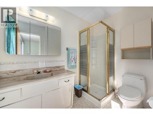 405 Macleod Lane, Ashcroft, BC - Indoor Photo Showing Bathroom