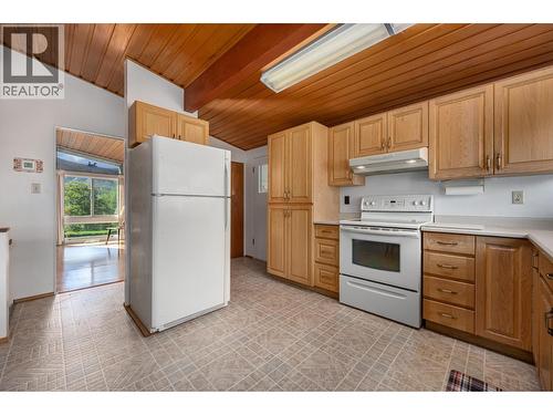 405 Macleod Lane, Ashcroft, BC - Indoor Photo Showing Kitchen