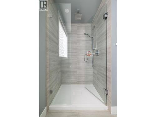 2363 Hawks Boulevard, West Kelowna, BC - Indoor Photo Showing Bathroom