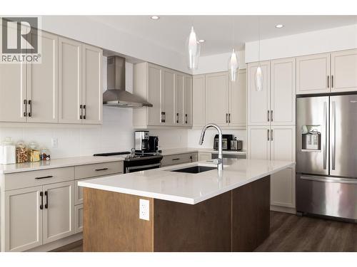 2363 Hawks Boulevard, West Kelowna, BC - Indoor Photo Showing Kitchen With Upgraded Kitchen