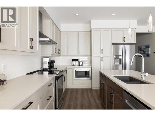 2363 Hawks Boulevard, West Kelowna, BC - Indoor Photo Showing Kitchen With Upgraded Kitchen