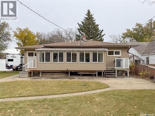 220 1St Street W, Ponteix, SK - Outdoor