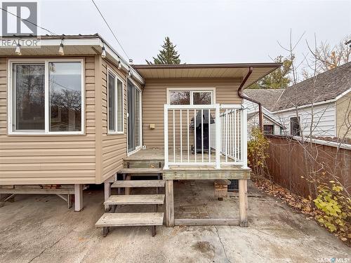 220 1St Street W, Ponteix, SK - Outdoor