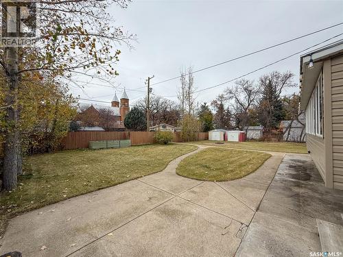 220 1St Street W, Ponteix, SK - Outdoor