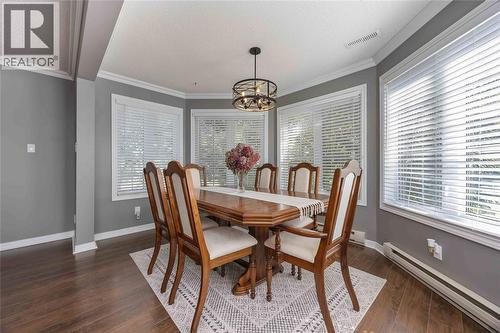 1520 Venetian Boulevard Unit# M101, Point Edward, ON - Indoor Photo Showing Dining Room